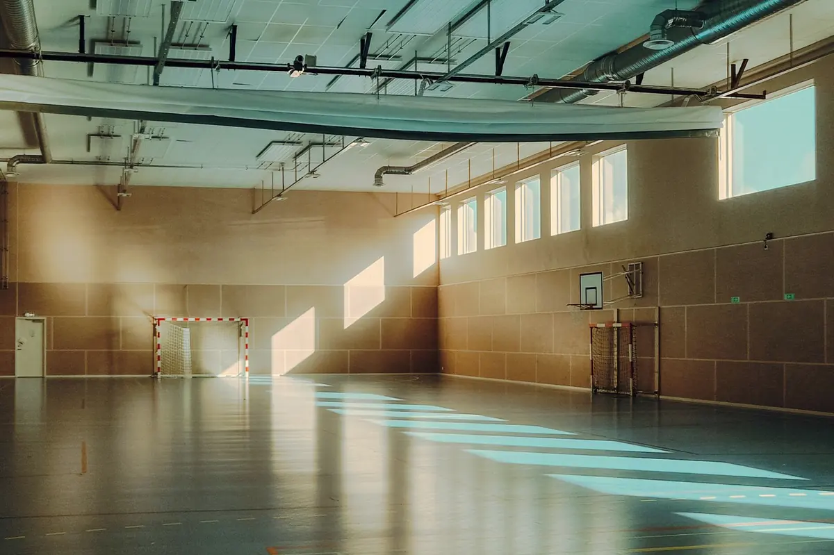 Gimnasio techado del colegio Roosevelt